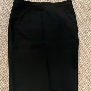 Loft size 0 black pencil skirt
